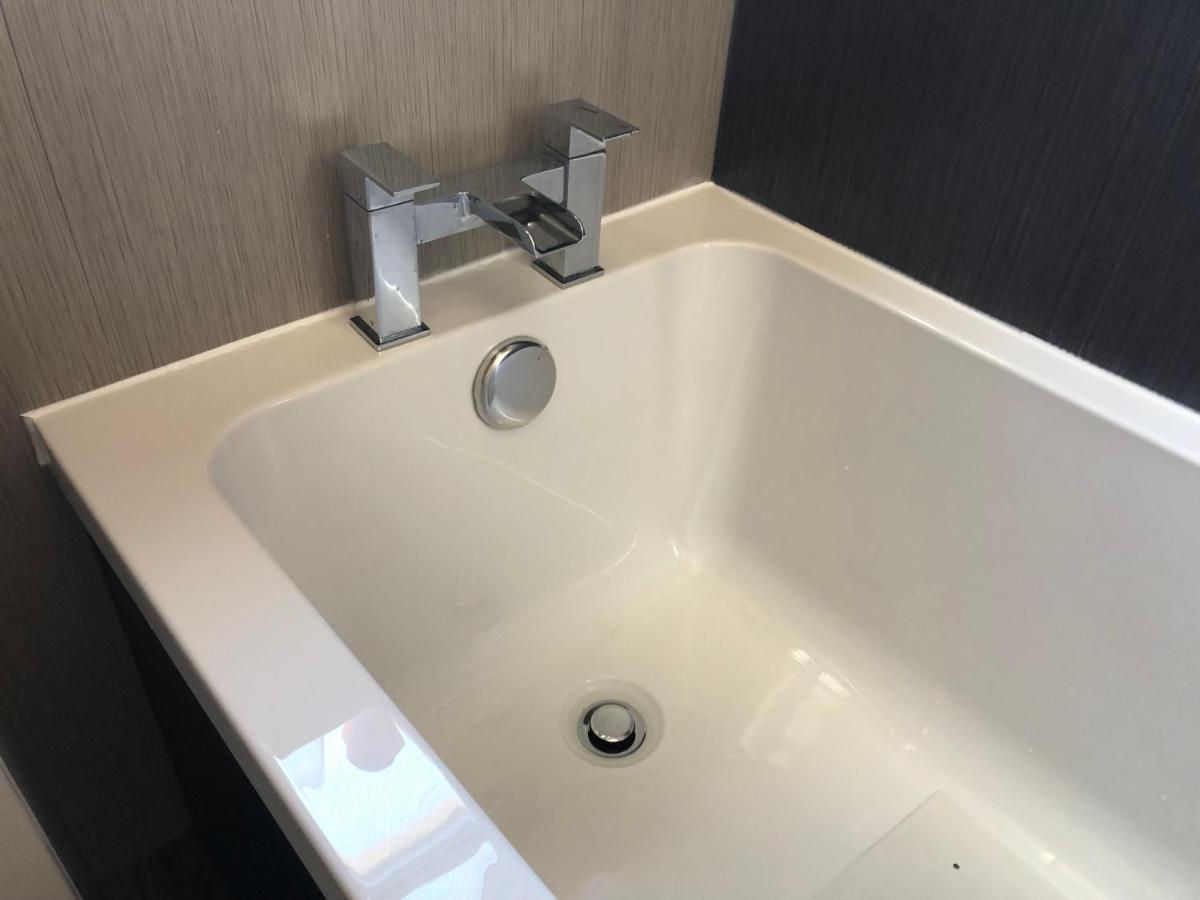 Captivating 2-Bed Apartment In 커콜디 외부 사진